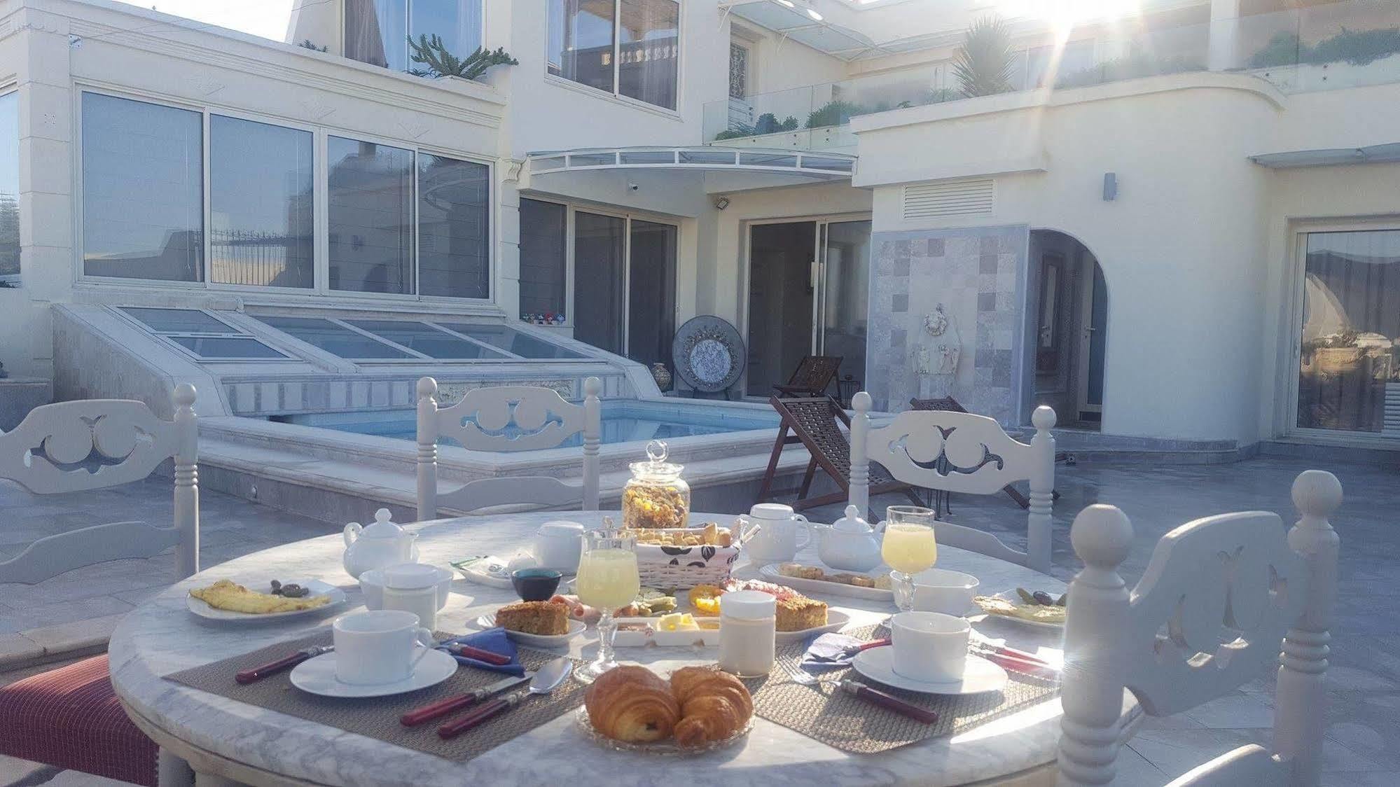 Maison d'Hôtes Dar Ennassim La Marsa Exterior foto